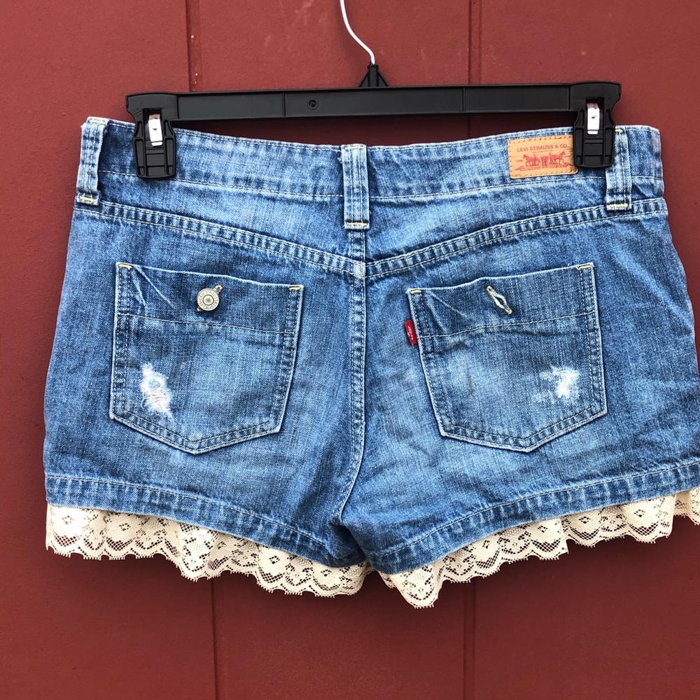 Levi’s Denim Shorts With Lace Hems size 7 - Picture 5 of 8